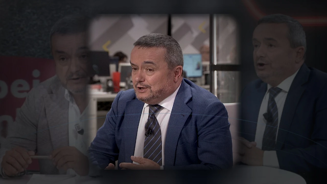Quién es Chema Crespo: su hijo militar, familia y trayectoria periodística 5 Chema Crespo durante varias entrevistas en medios de comunicación